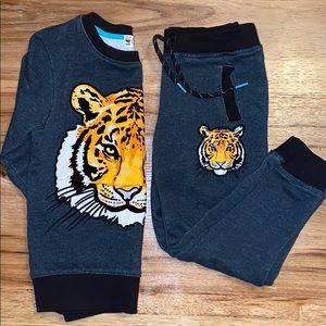 Boys H&M jogging suit set size Small